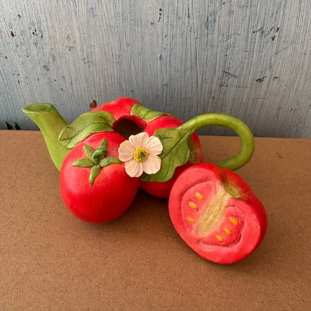Tomato-Themed Mini Ceramic Teapot, Artisan Hand-Crafted - Picture 2 of 9